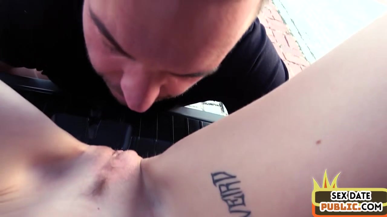 Public tattooed amateur fucked outdoor in car by sex date