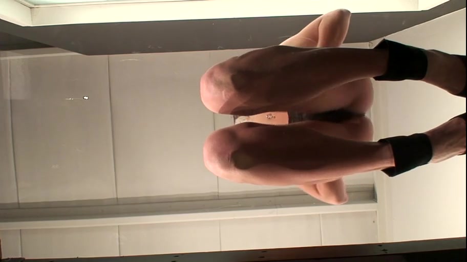 Kendra Clear Table Video