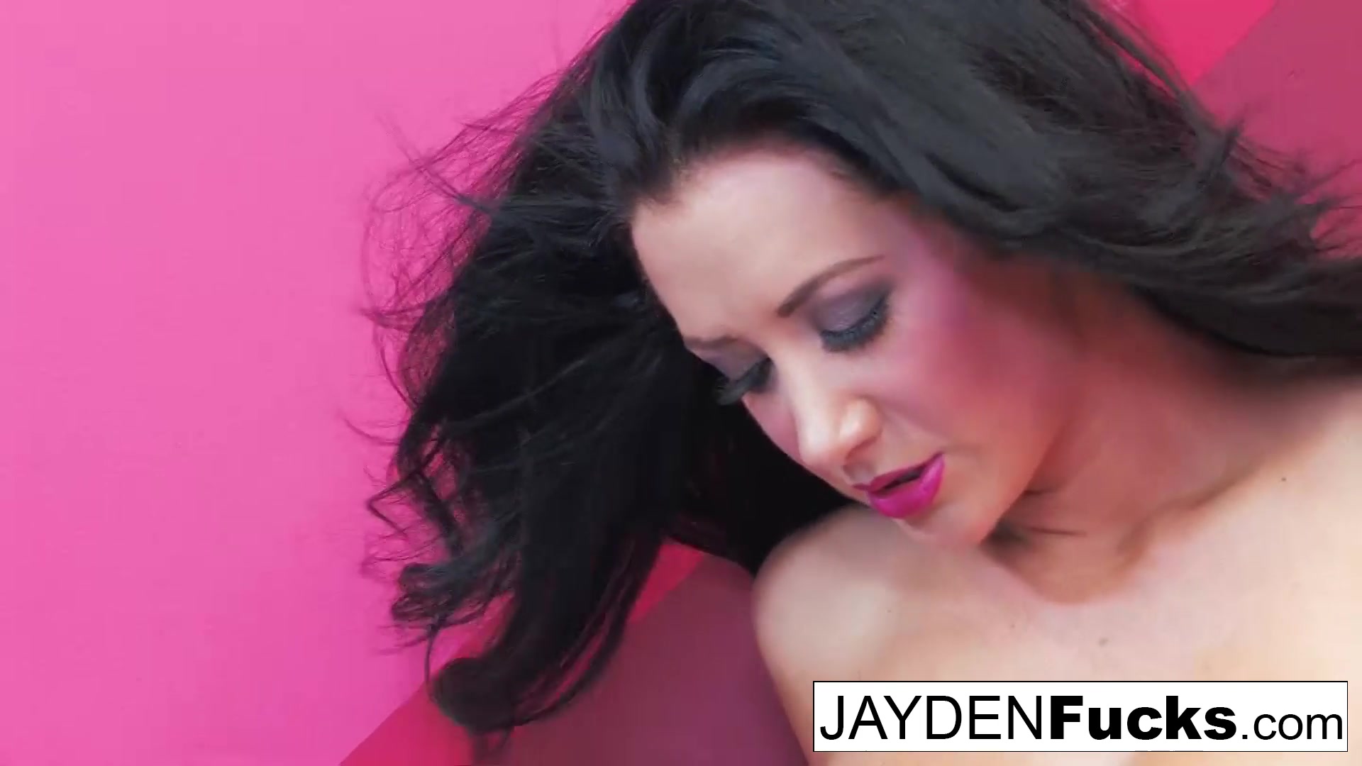 Jayden Jaymes in Jayden's Bathtub Solo - JaydenJaymesXXX