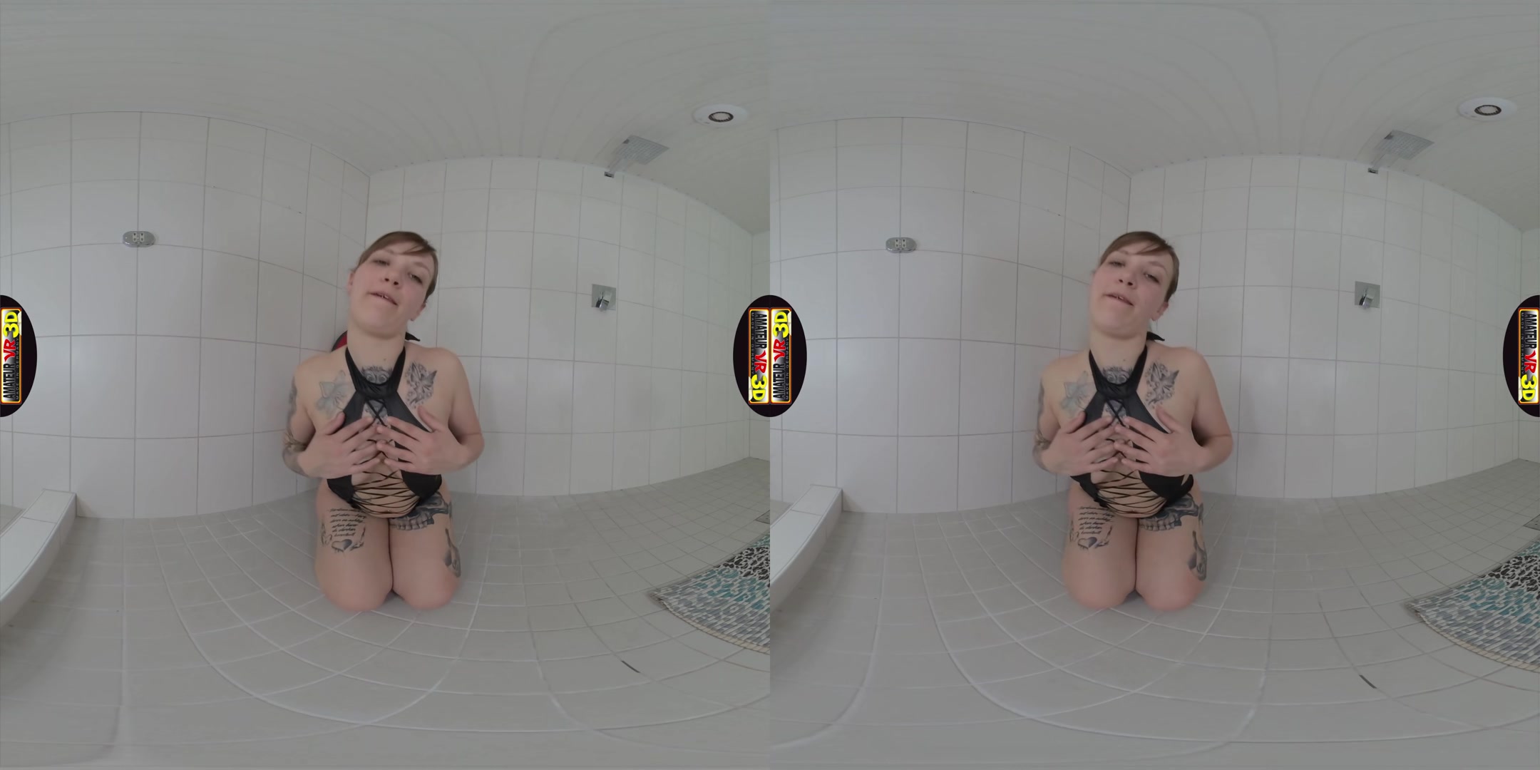 Luna - Very Wet Deep Inside - AmateurVR3D