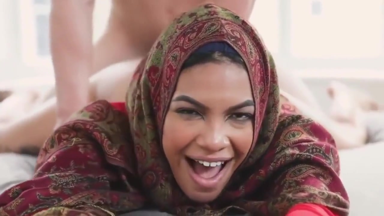 Step sister Gets Fucked In Hijab After Arranged Marriage