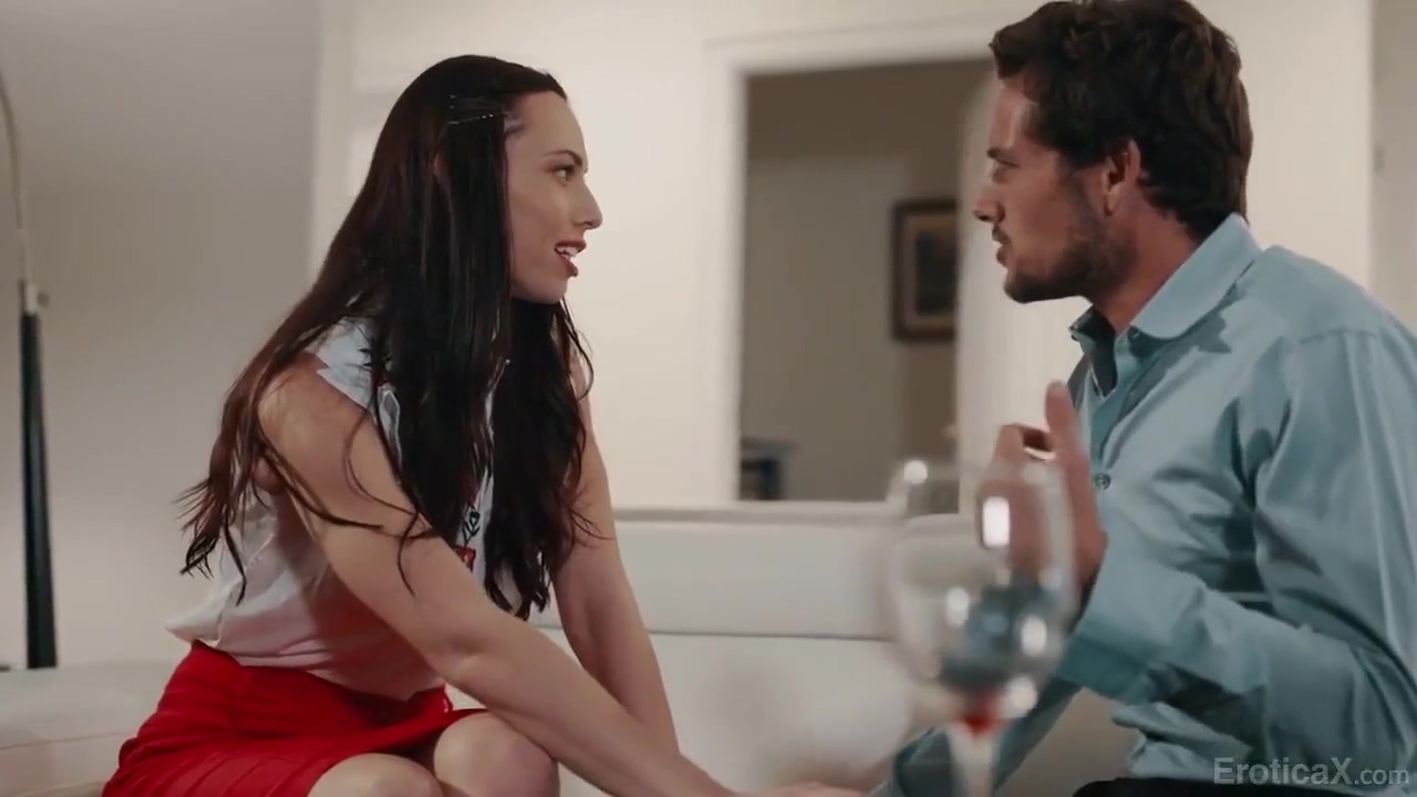 Romantic Threesome With Gia Derza And Aidra Fox
