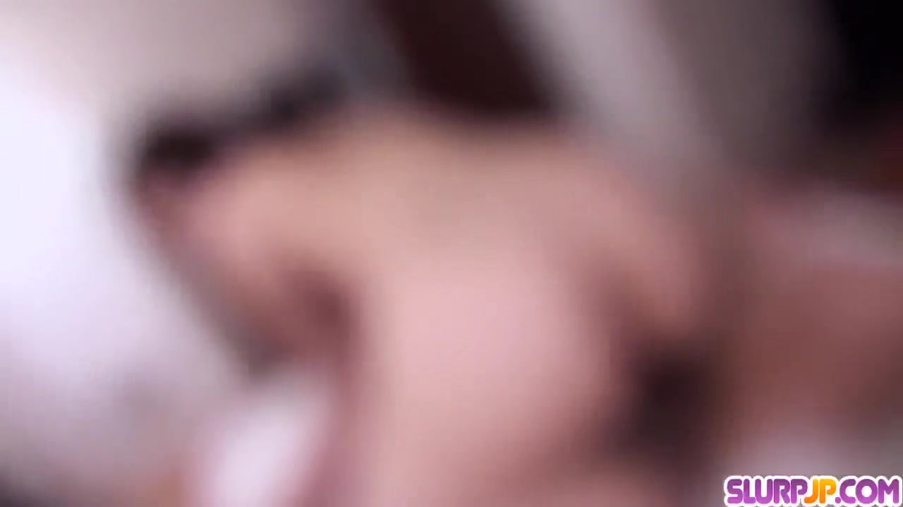 Nan Oshikiri works cock in bot - More at Slurpjp.com