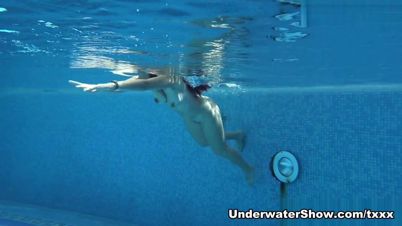 Diana Rius Video - UnderwaterShow