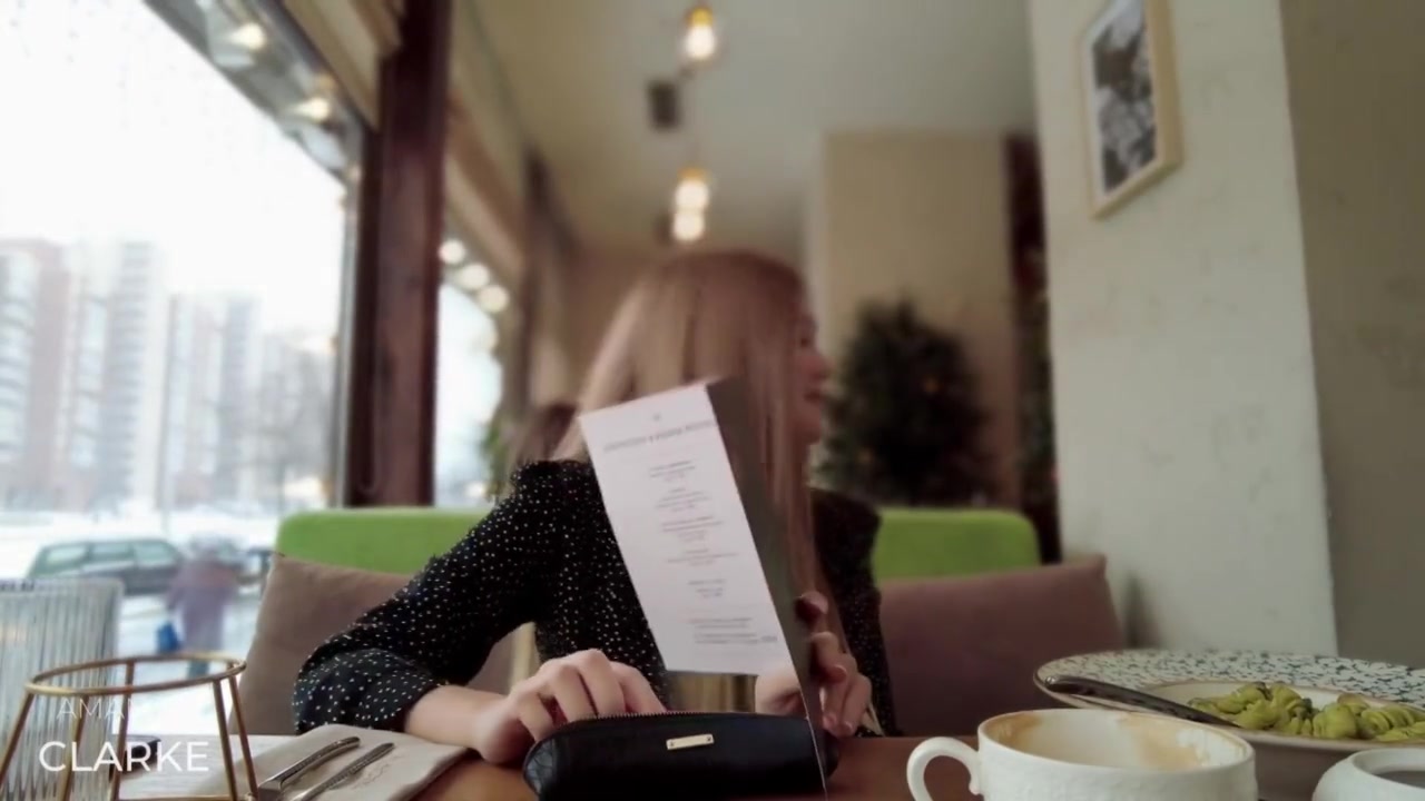 Makes Me Cum In Restaurant - Public Sex