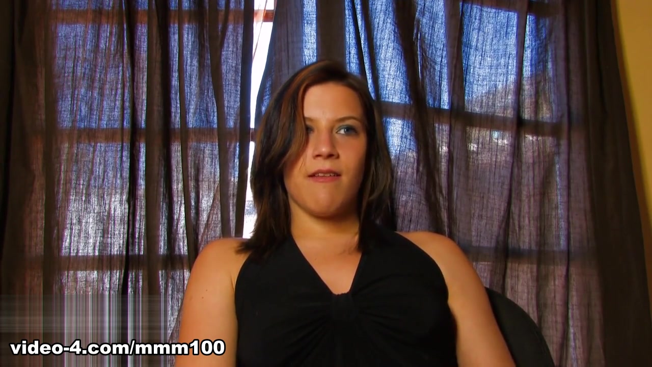 Lizzy Doll in Interview Kinky - MMM100