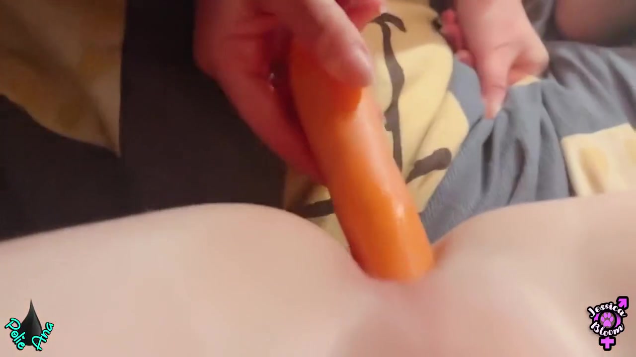 Lesbian Easter Bunnys Fucking & Sucking With Neotori Carrot (jessica Bloom & Polieana) 10 Min