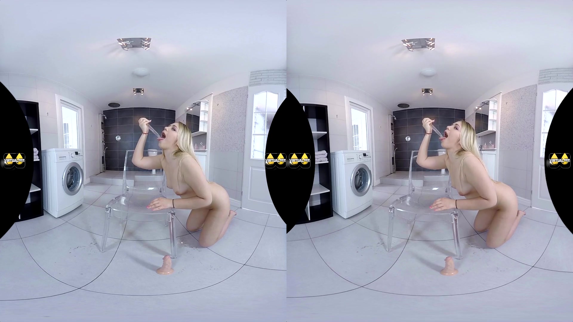Selvaggia Babe in Showering The Chair - VirtualPee