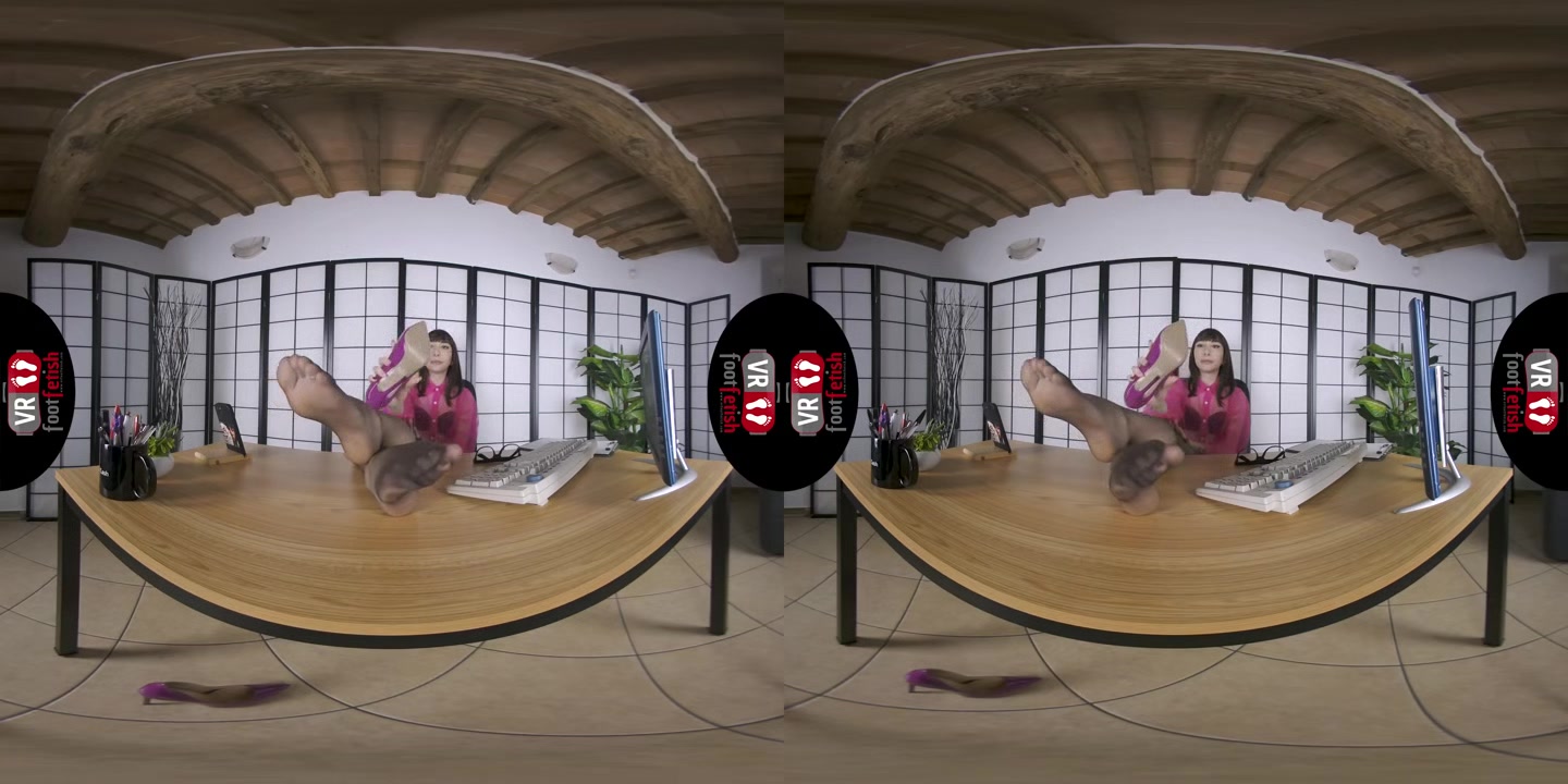 Outstanding Brunette Secretary Reine Vixen Loves Posing Her Hot Feet With Stockings In VR - VRFootFetish