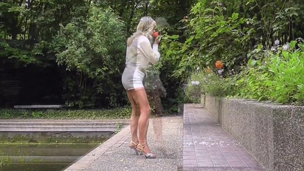 Bum Roses