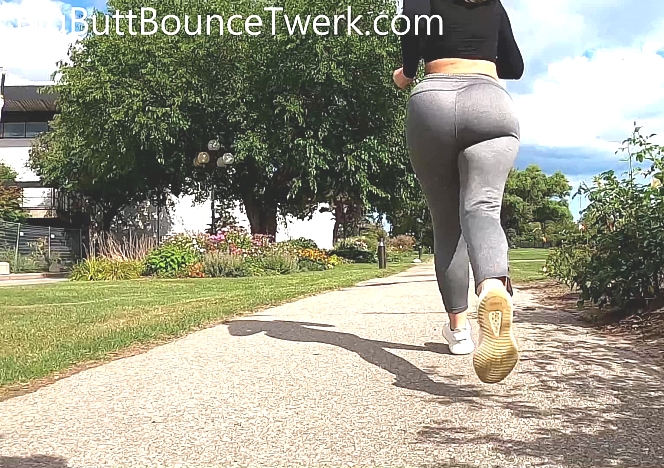 Rhonda Pawg Loose Booty Jogging - BigButtBounceTwerk