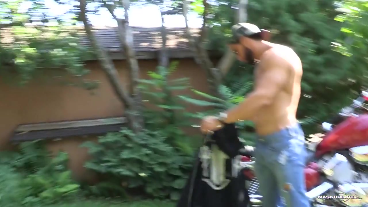 Zacks Motorbike: X-rated Journey With Zack Lemec