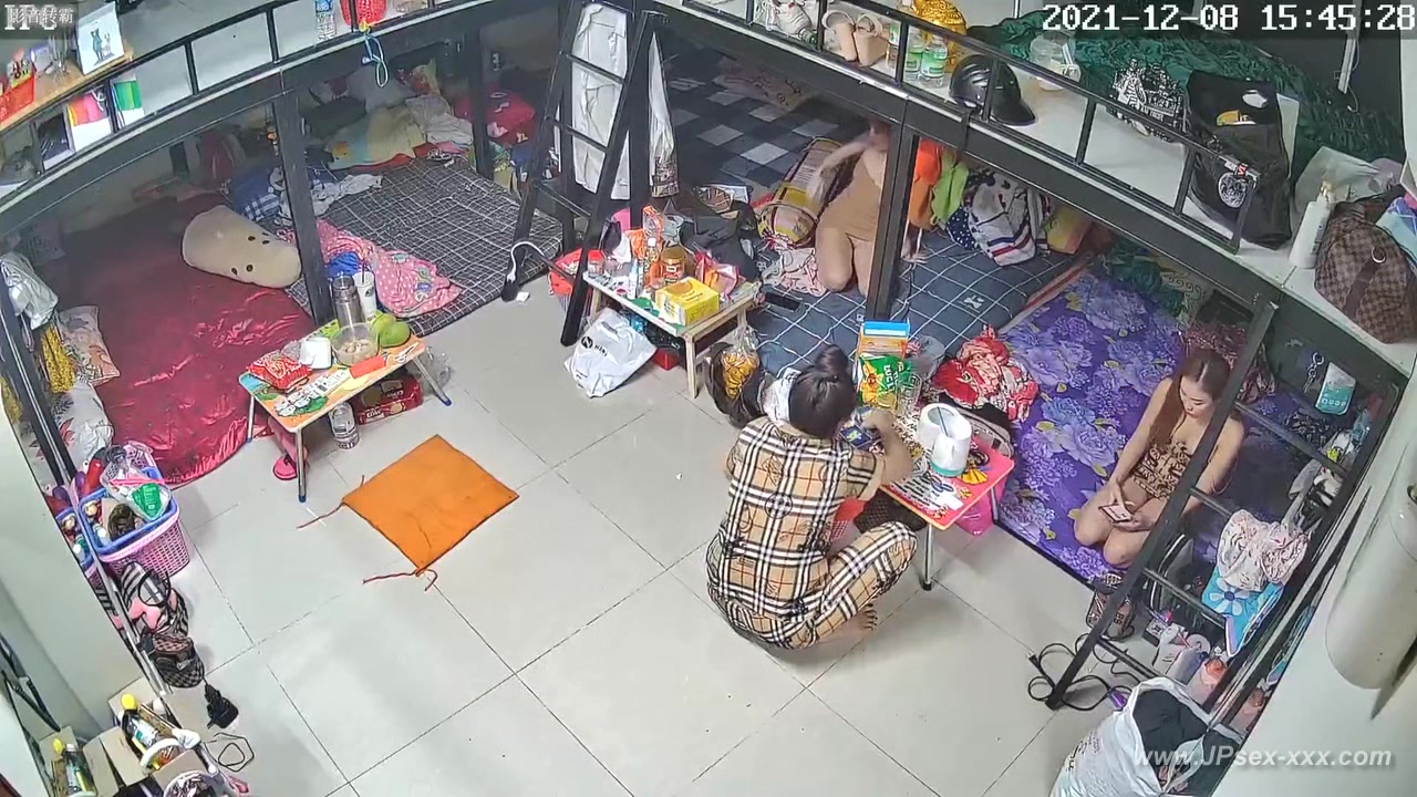 chinese girls dormitory.4