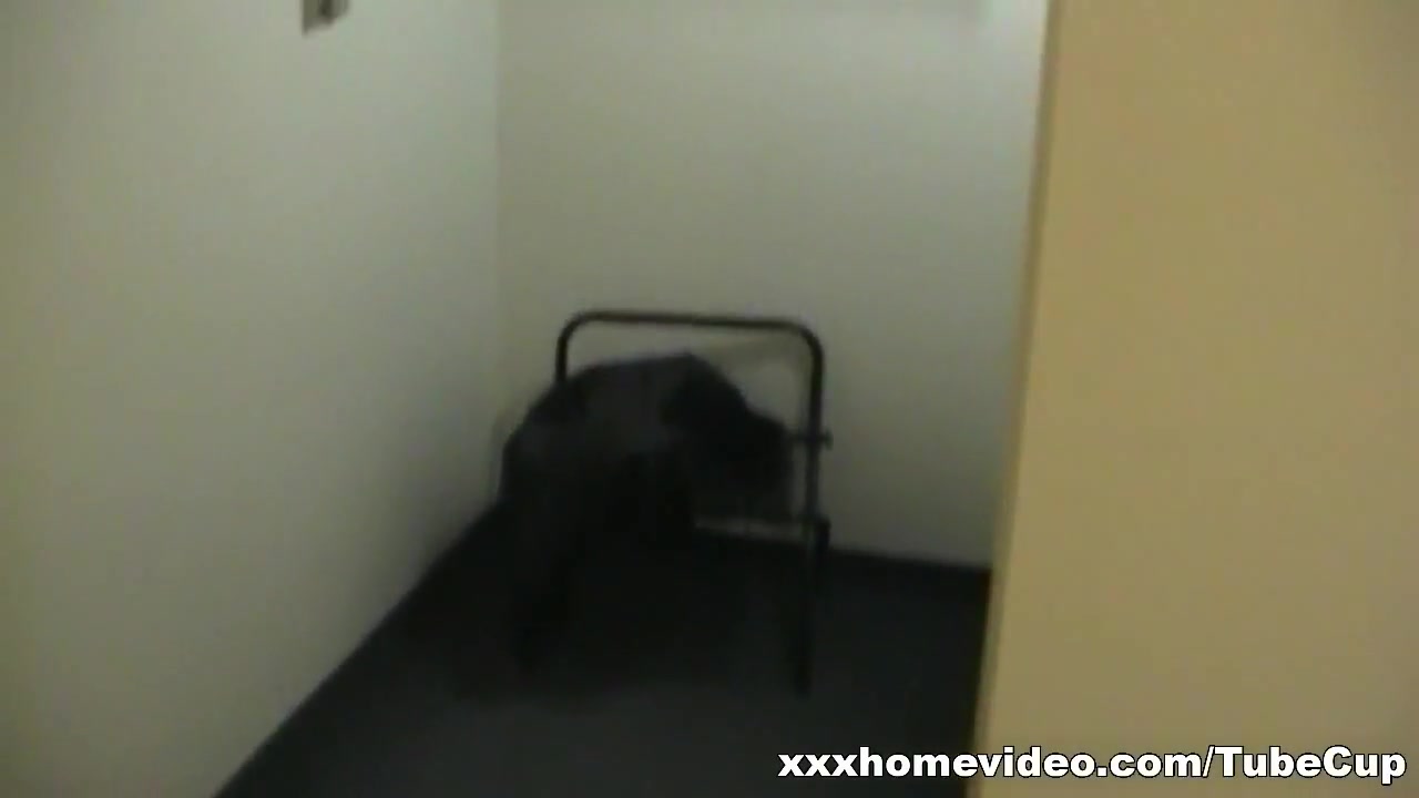 XXXHomeVideo: Homeless Hotel - 3