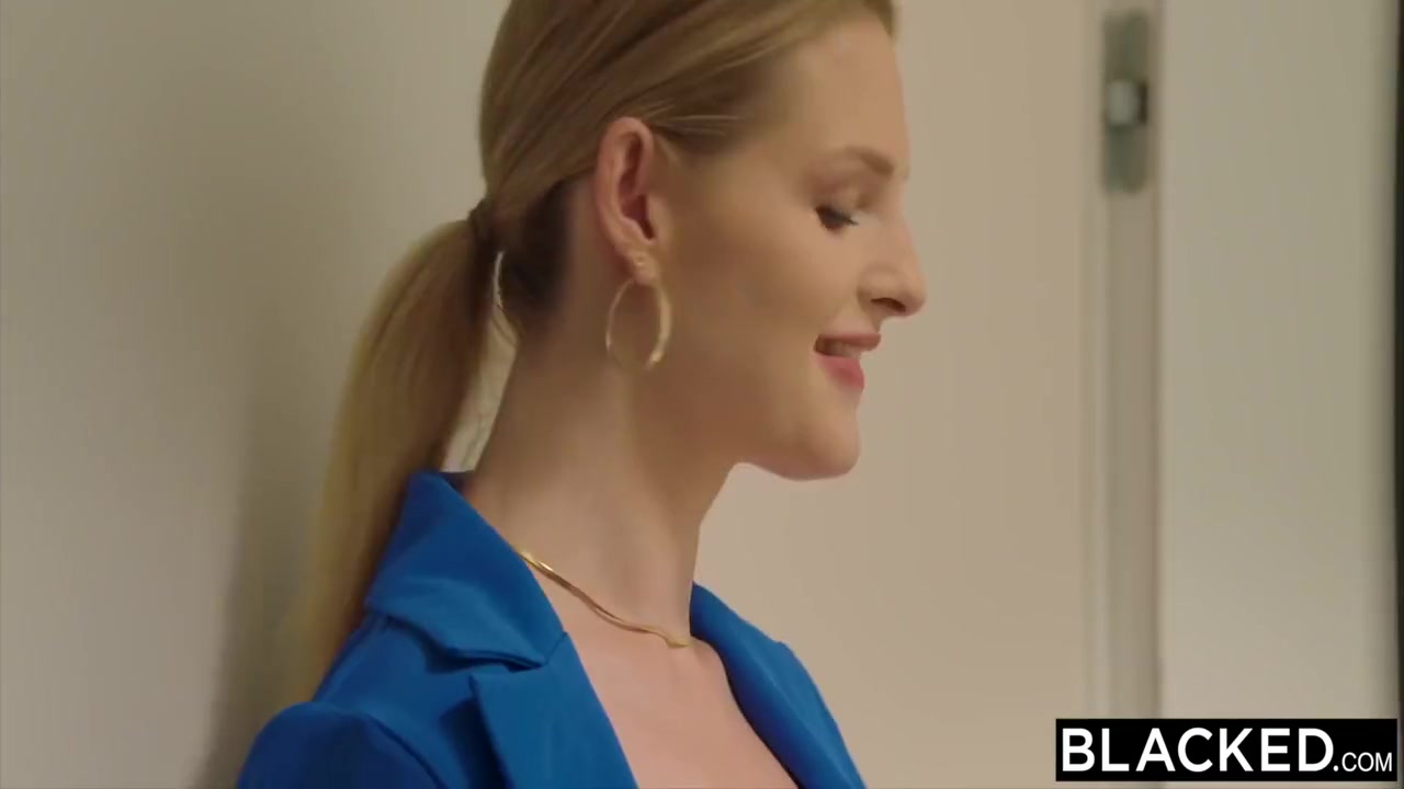 Bbc-thirsty Bonni Will Do Anything For Her Client 13 Min With Bonni Gee