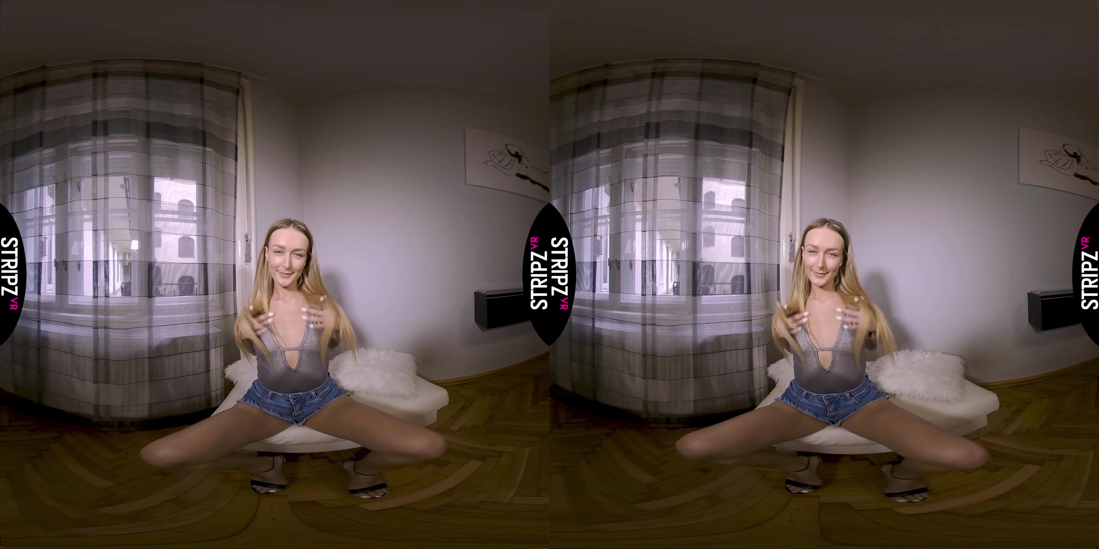 Elena Lux Tease And Please You! - StripzVR