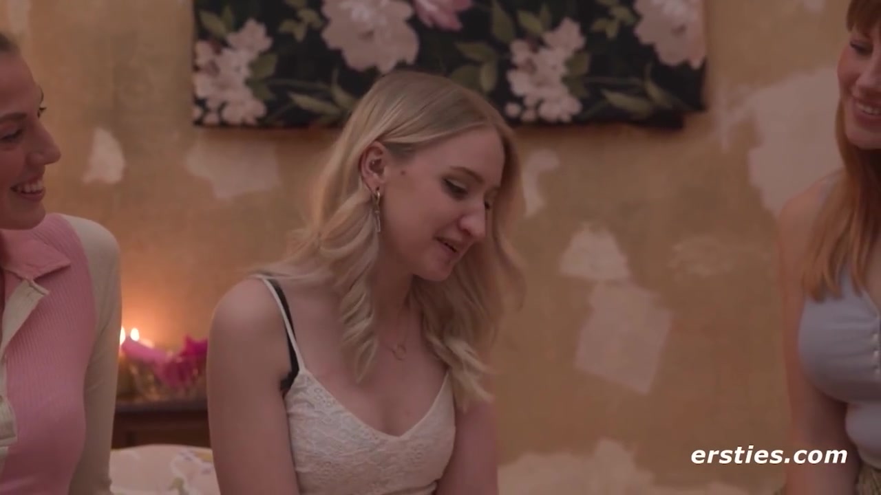 3 Girls Pamper Hot Blonde With A Strapon