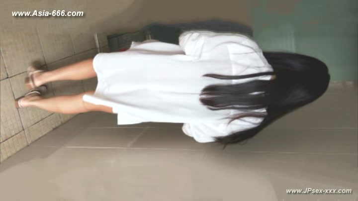 chinese girls go to ***