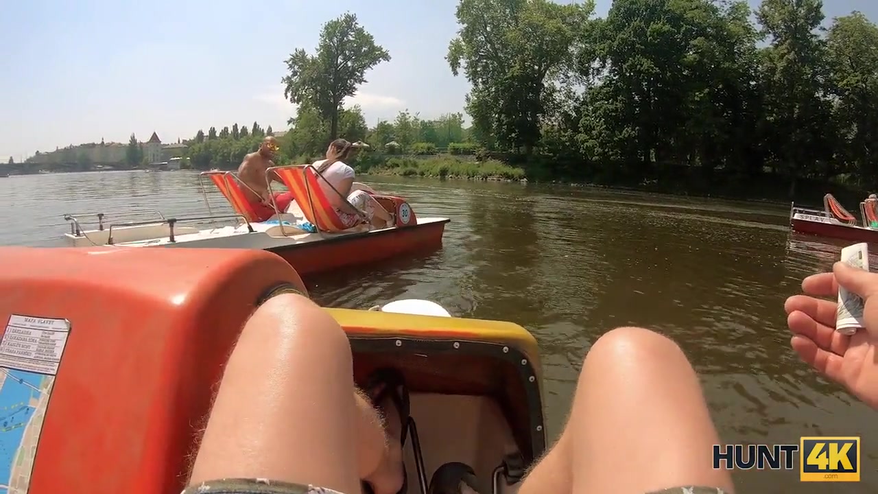 HUNT4K. man sells his GFs vagina to rich man in the park