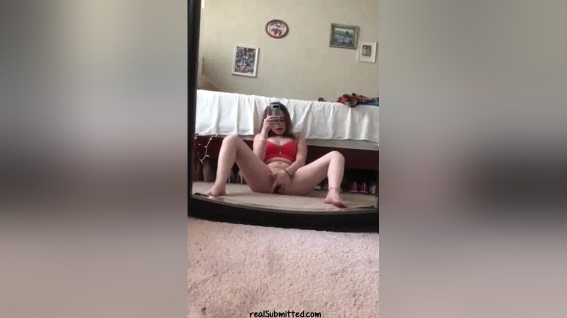 Girl Masturbating In Front Of Mirror - SeeMyGF