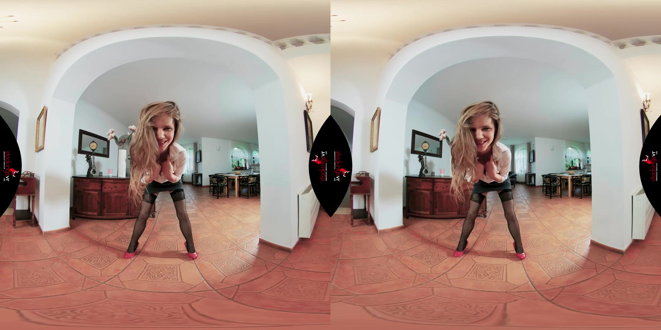 Exhibitionist! - Petite Pornstar Sarah Kay Solo Masturbation VR Video