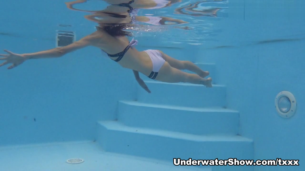 Hermione Ganger Video - UnderwaterShow