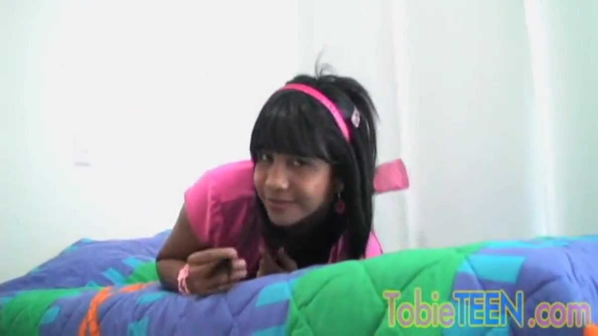 18+ Fingering Her Sweet Petite Pussy - Tobie Teen