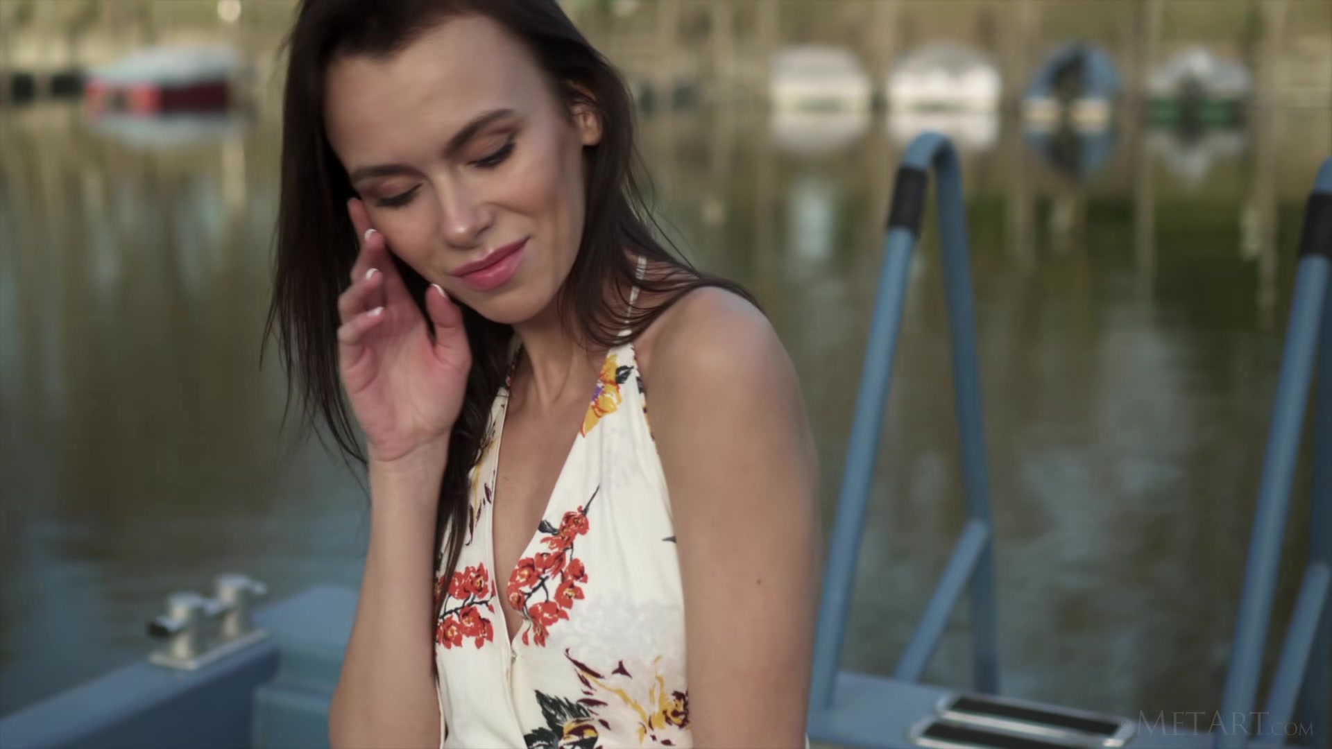 Beauty on Boat - Alice Wonder - Met-Art