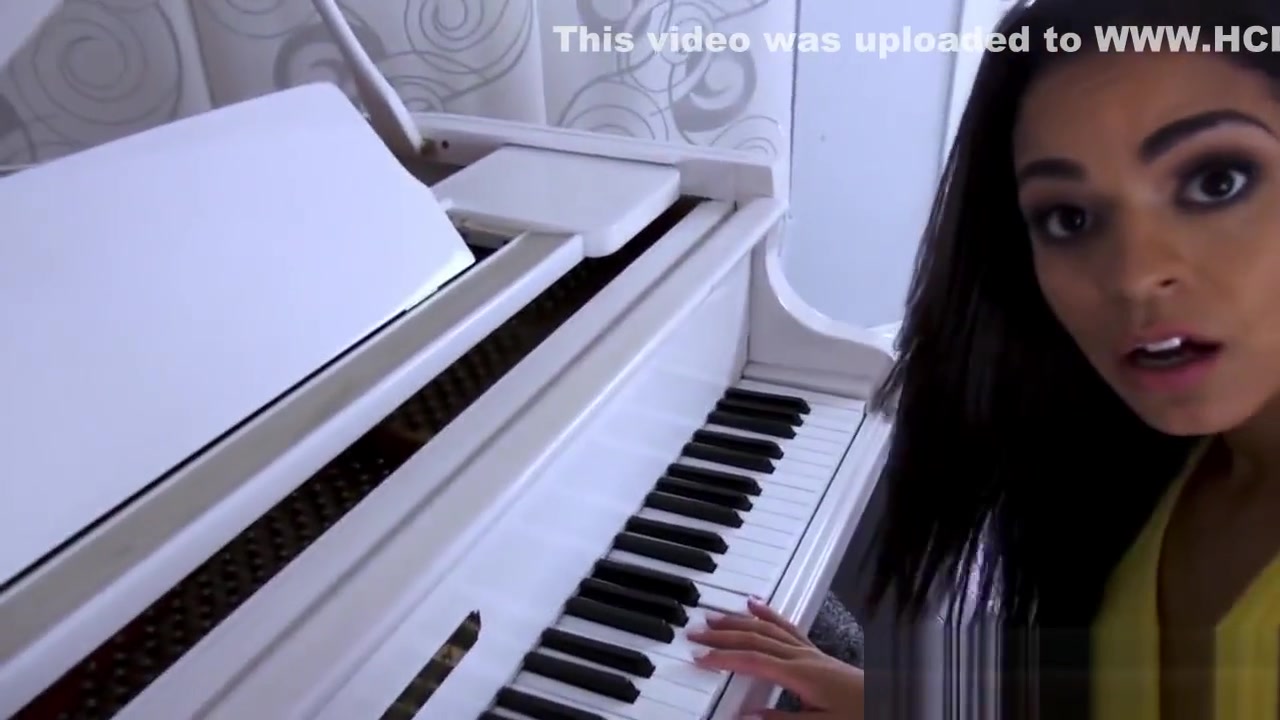 Hot latina stepsis fucked