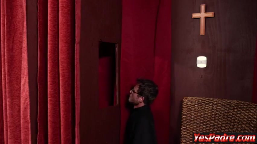 Servicing Cock At The Church Gloryhole yespadre