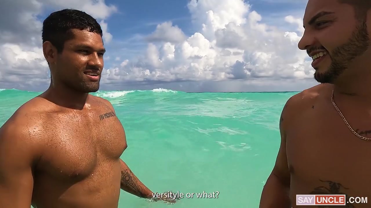 Cancun Cameramans Latino Dream