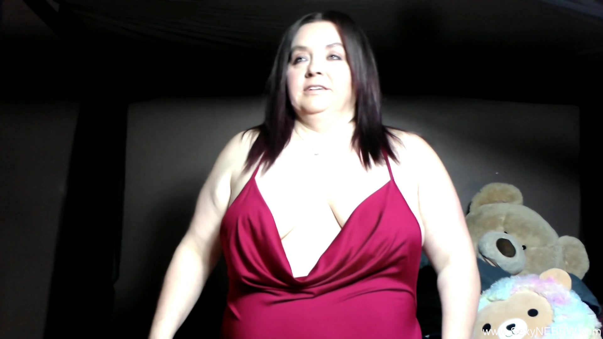 Sexy Bbw Huge Dildo And Cock In Sex Chair - Sexynebbw