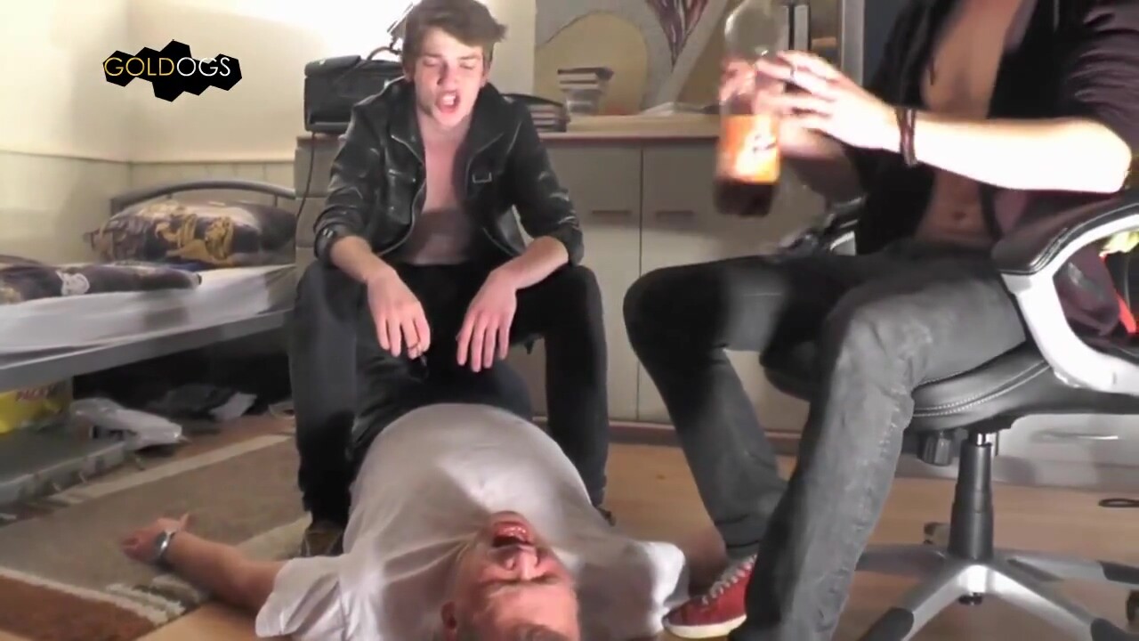Germany master sneaker spitting party boys