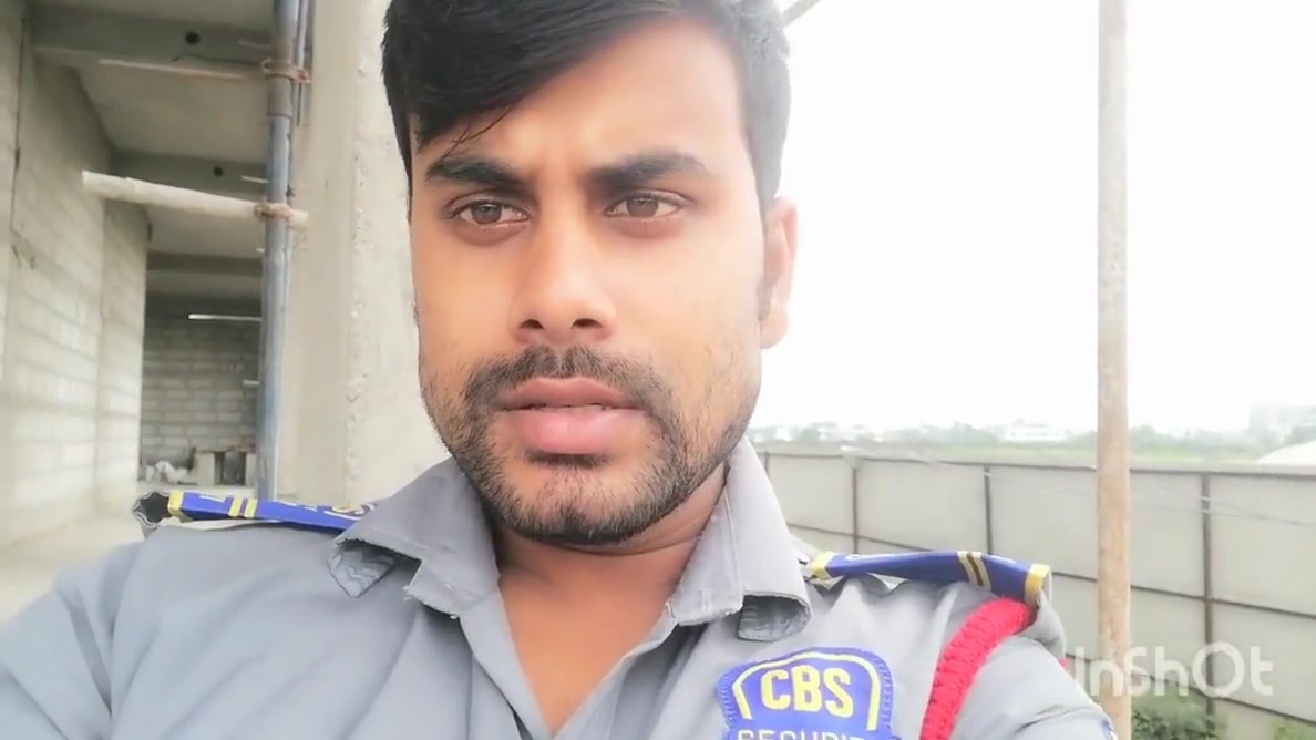 Des Gay Sex Security Guard