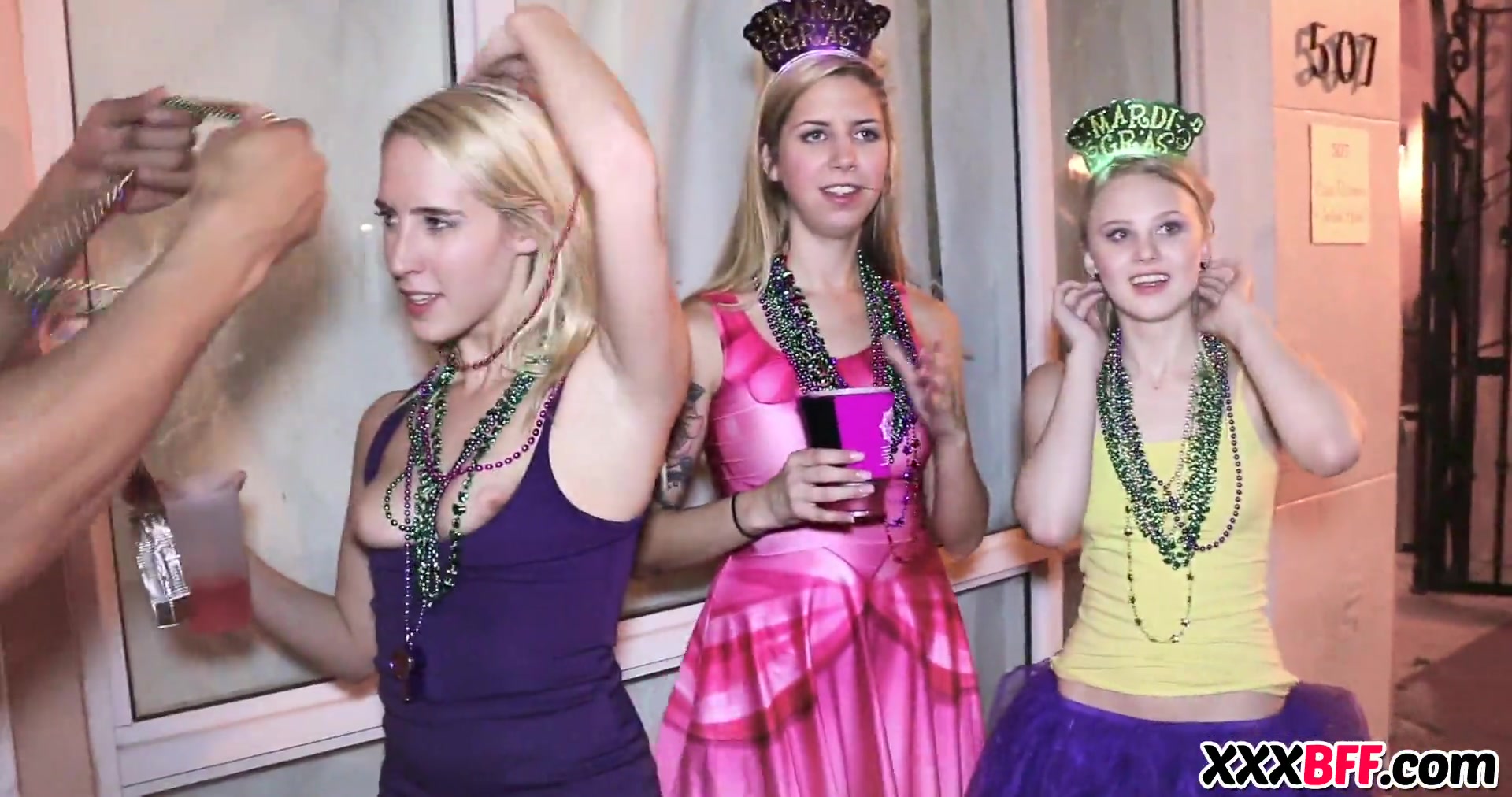 Hot teens 18+ fuck at mardi gras