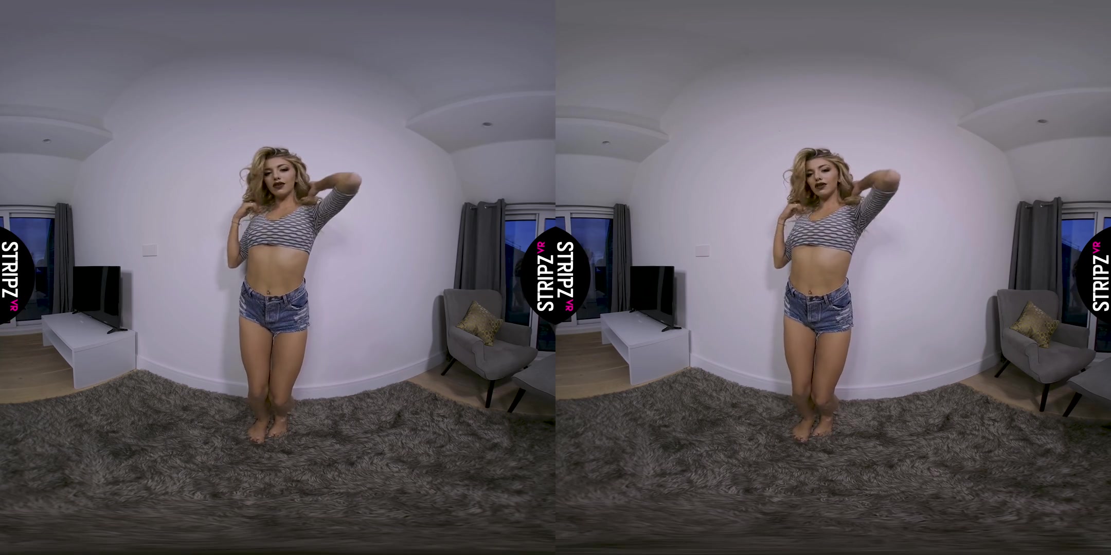 Bexie Williams in Bluejean - StripzVR