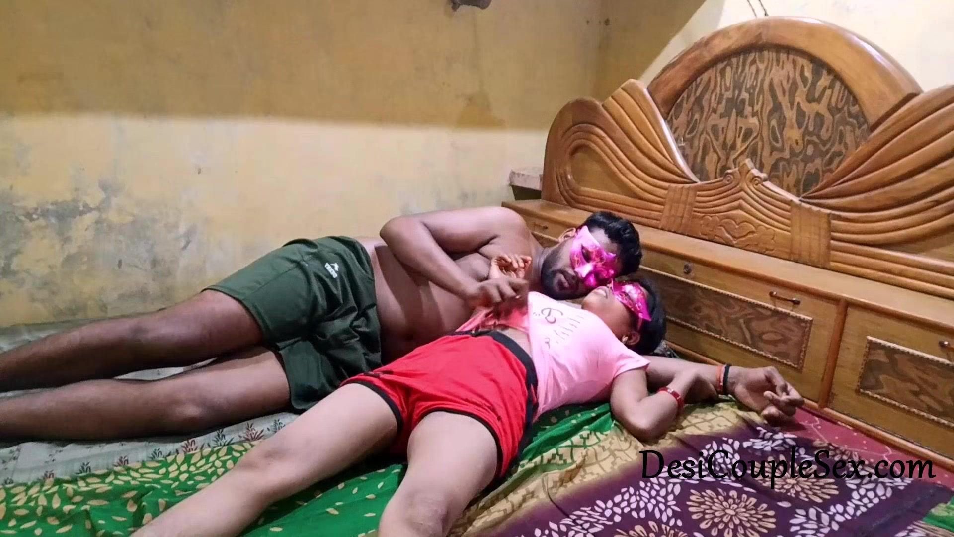 INDIAN couple having sex Best mms Real MMs off the year
