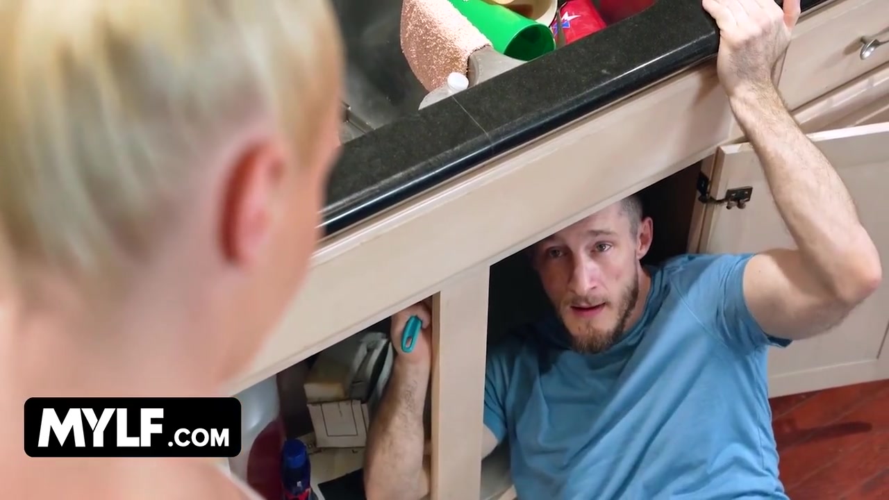 Big Ass Milf Gets Her Inner Pipes Serviced Plumber - Kate Dee And Brick Danger