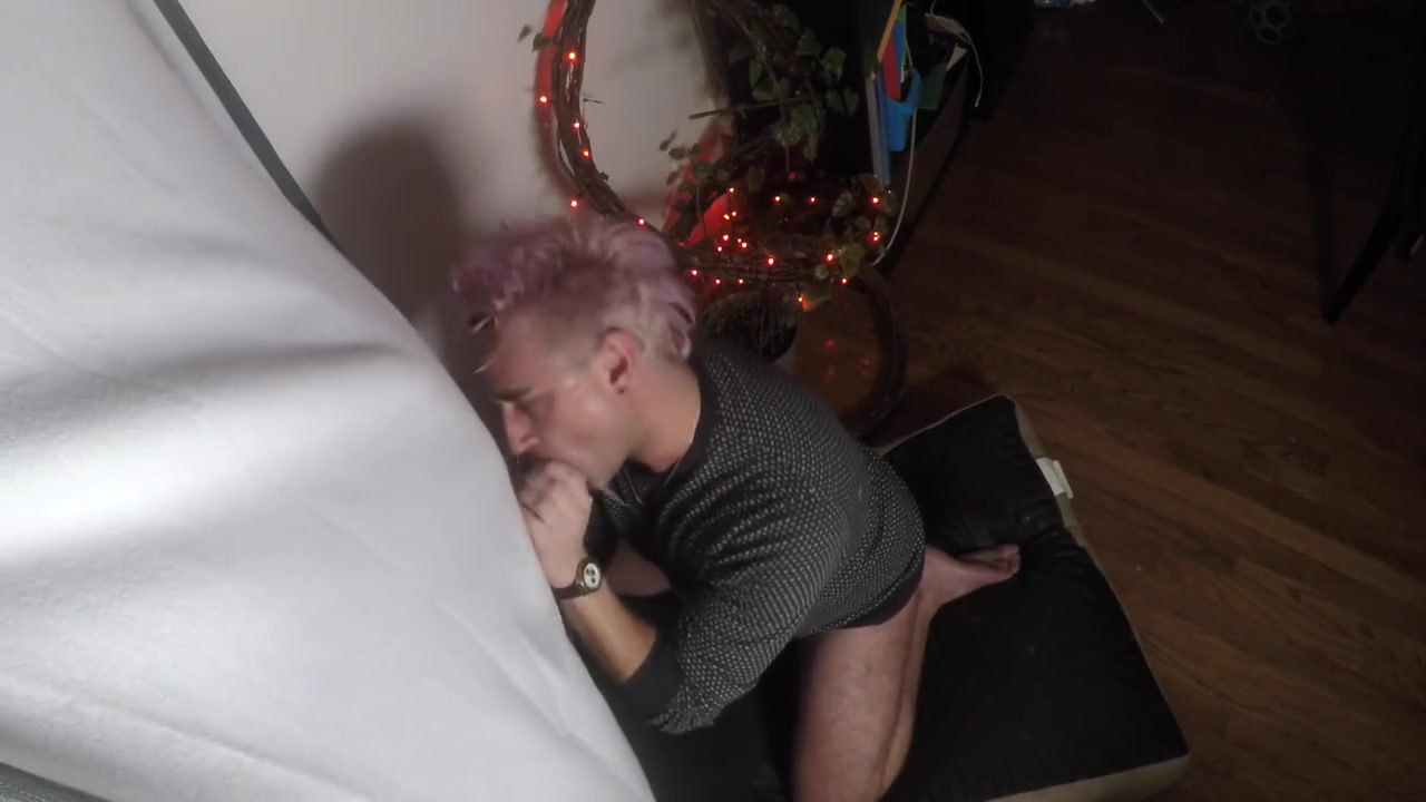 Glory Hole 16 Sucking This Big Uncut Inked Jock Off At My Hole