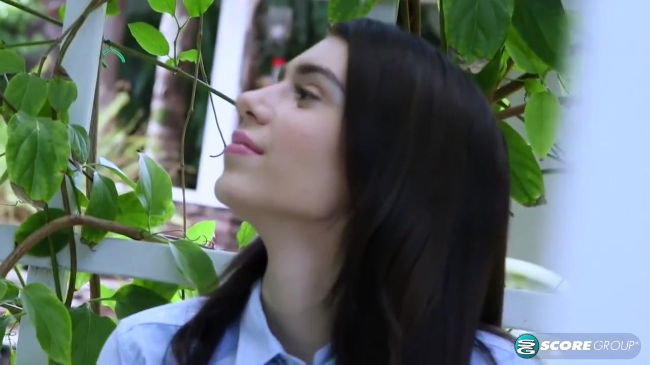 Joseline Kelly In Takes Off Her Uniform And Masturbates