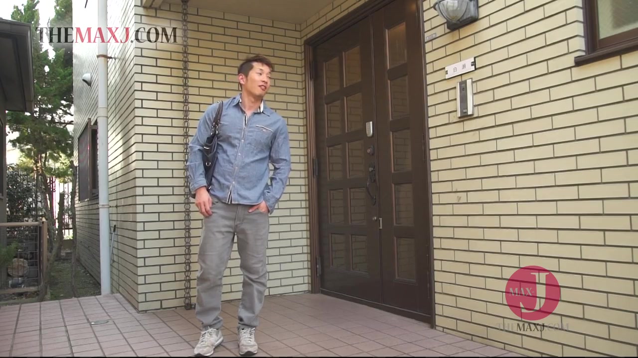 Teen Asian Takes It Down Deep In Her Mouth - AsianHappyEnding