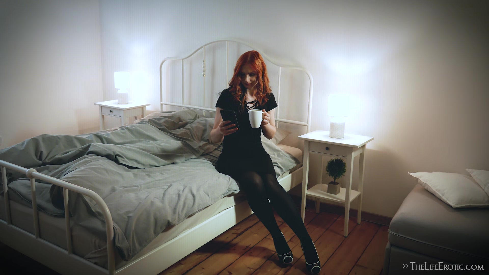 Ripped Nylons 2 01 Lea B - TheLifeErotic