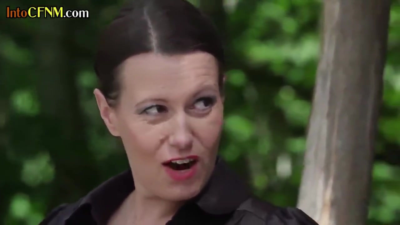 British Cfnm Mistresses Sucking Subject Outdoors In Threeway