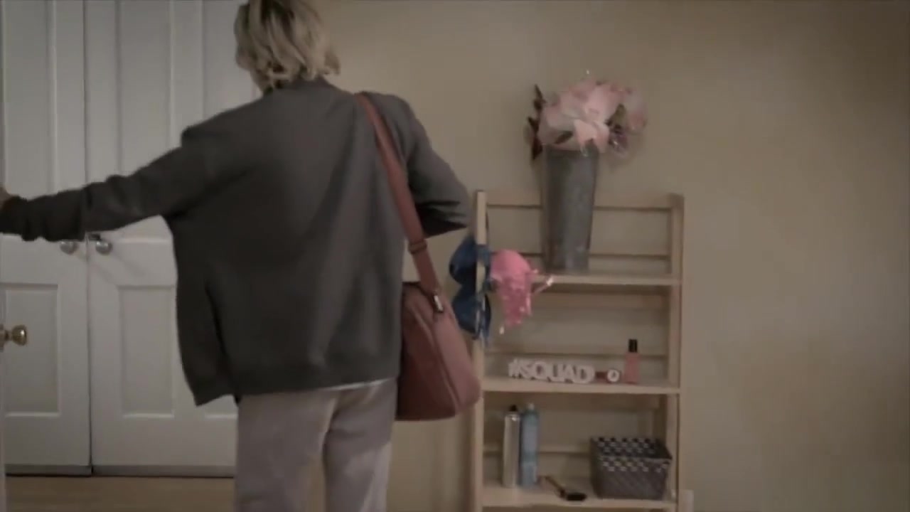 Stepsister tried anal sex but she stuck and needs help