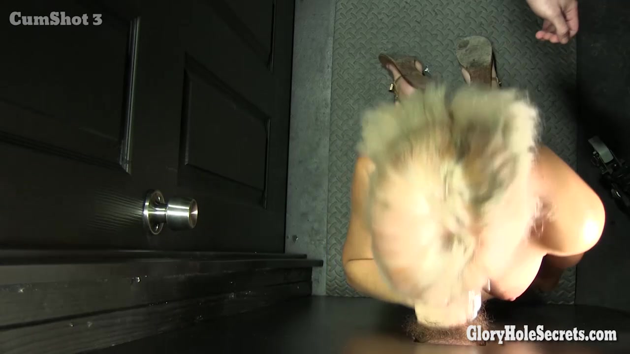 Alessandra Noir Video - GloryHoleSecrets