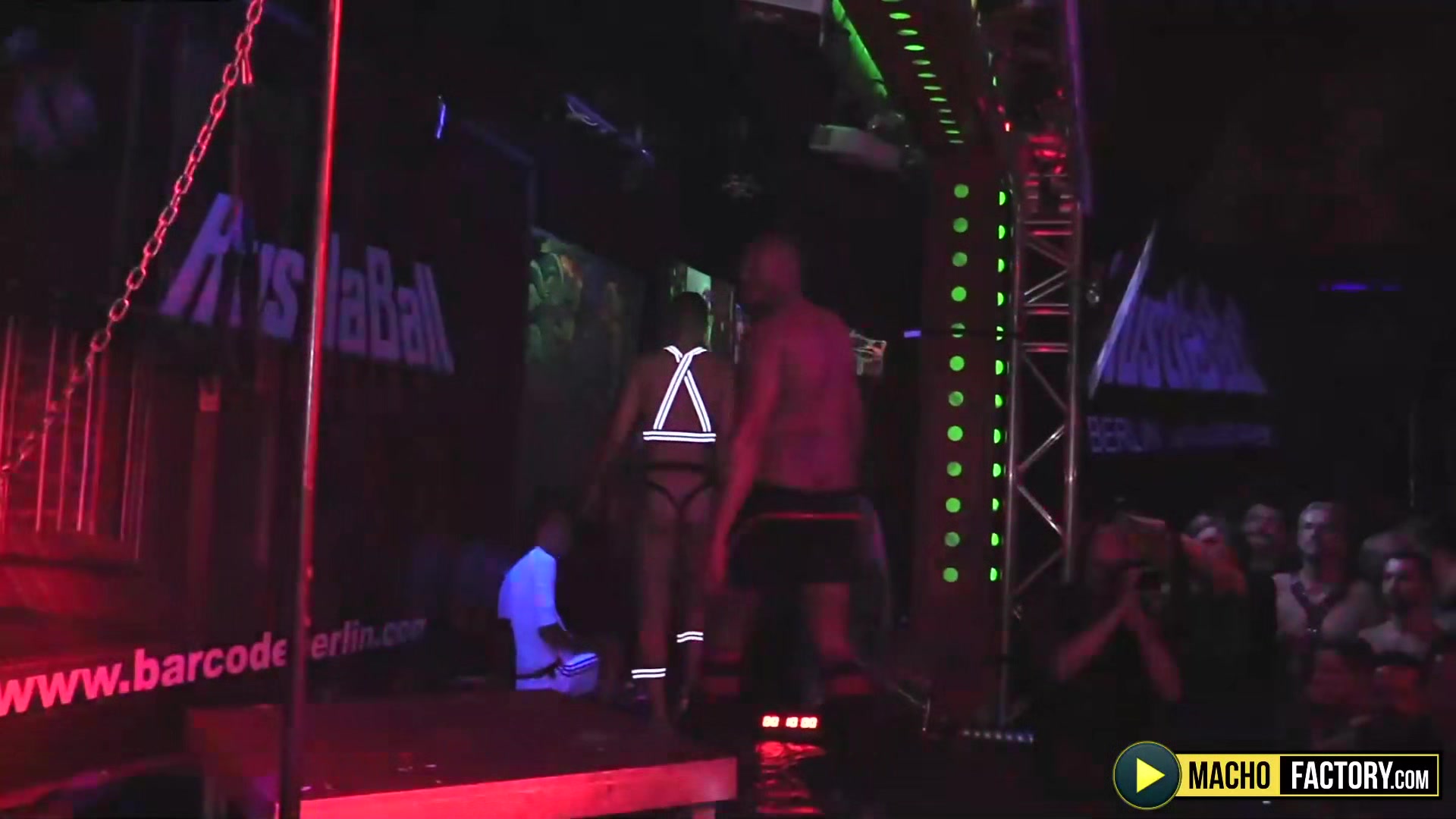 Jordi Slutx And Xavi Garcia Are Centers Of Fucking In Orgy