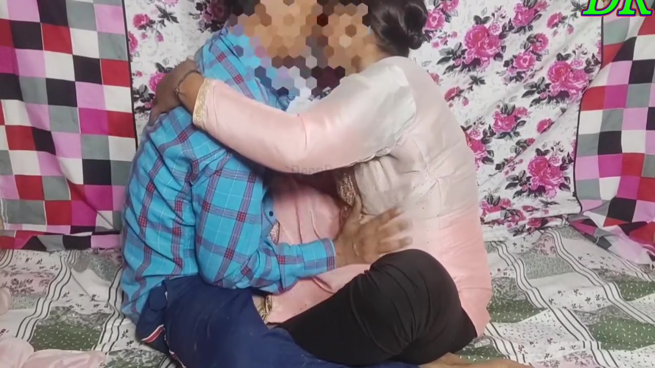 Chacheri Badi Bhabhi Ko Ghar Bulakar Ki Jabardast Chudai