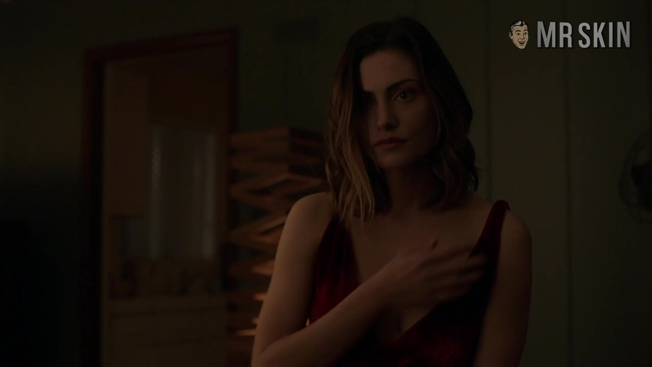 Relive INSANE вЂAffair' Nudes With Paquin, Tierney, & More - Mr.Skin