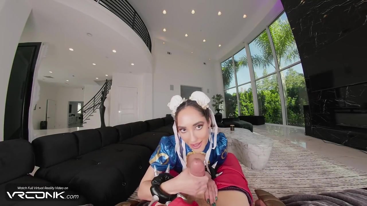 Latina Gives Blowjob To Win A Fight In Street Fighter Cosplay Parody P.1 Hd - Vr Porn And Chloe Amour
