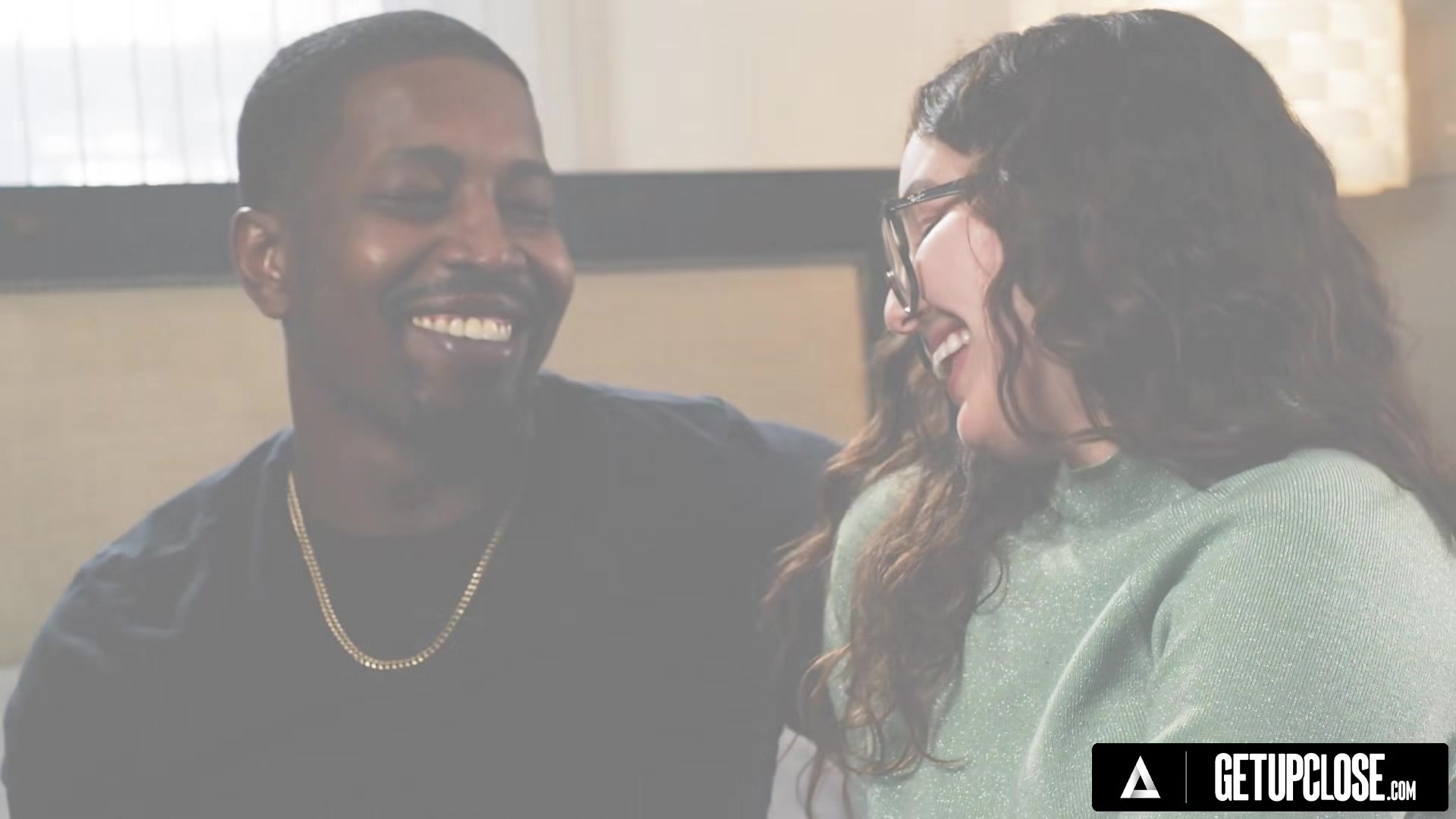 UP CLOSE - Stunning Leana Lovings Absolutely Wants Isiah Maxwell's Huge Dick Inside Her! CUM ON ASS